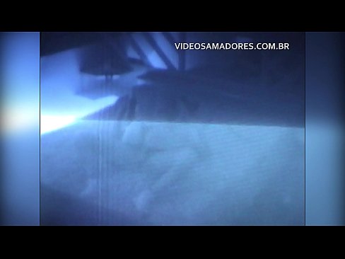 ❤️ Ir-raġel jiffilmja lill-mara tal-ġar u jsib li hu cuckold ️❌ Porn biss fil-porn mt.mass-pr.ru